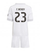 Otroške Nogometnih dresov Real Madrid Ferland Mendy #23 Domači 2025-26 Kratki rokavi (+ hlače)